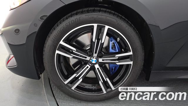 BMW 3-Series из Кореи Encar