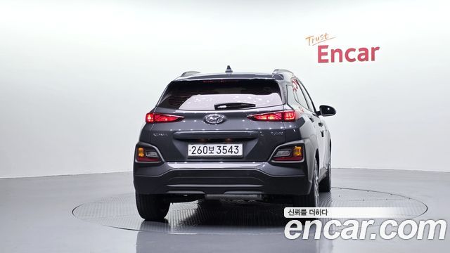 Hyundai Kona Premium Special — пробег 121 444 км — фото 4 из 5