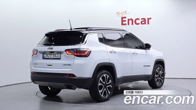 Jeep Compass 2.4 Limitied AWD — пробег 40 813 км — фото 2 из 5