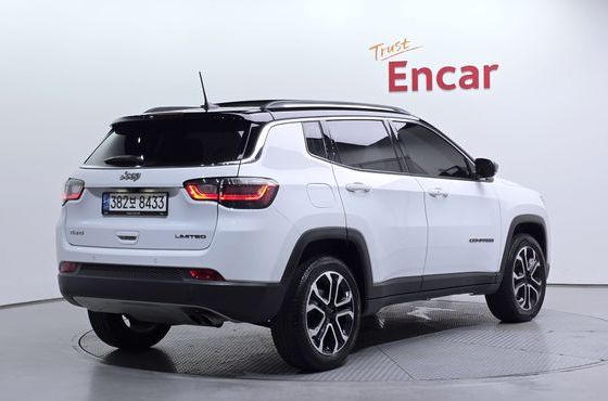 Jeep Compass 2.4 Limitied AWD — пробег 40 813 км — фото 2 из 5