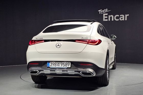 Mercedes-Benz GLC-Class GLC300 4MATIC Avnatgarde Coupe — пробег 4 264 км — фото 4 из 5