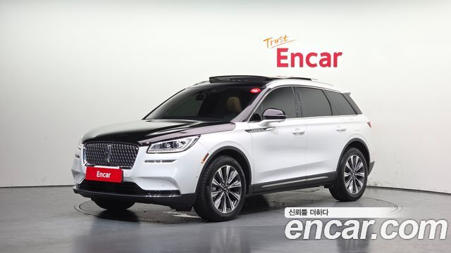Lincoln Corsair 2.0 Reserve AWD — пробег 72 320 км — фото 1 из 5