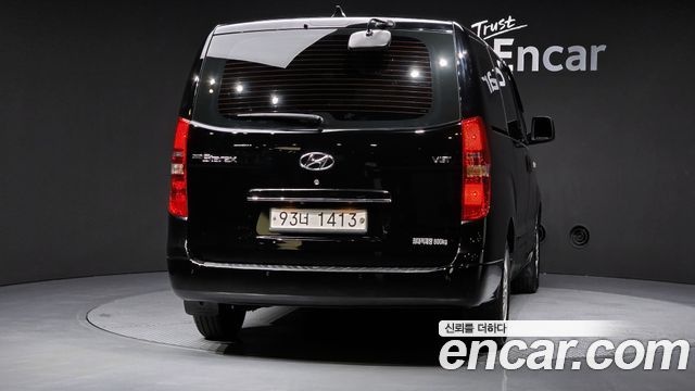 Hyundai Starex Van 3-Seater Smart — пробег 141 862 км — фото 4 из 5