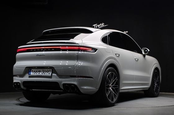 Porsche Cayenne 3.0 Coupe — пробег 11 км — фото 2 из 5
