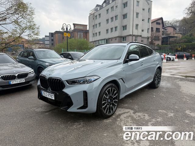BMW X6 xDrive40i M Sport — пробег 1 240 км — фото 3 из 5
