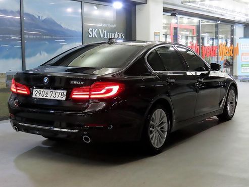 BMW 5-Series 520d Luxury Special Edition — пробег 140 531 км — фото 4 из 5