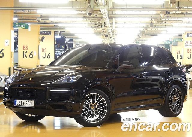 Porsche Cayenne 3.0 — пробег 38 000 км — фото 1 из 5