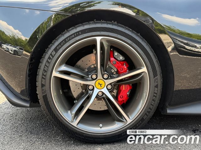 Ferrari 296 из Кореи Encar