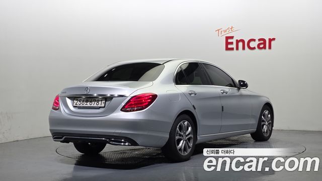 Mercedes-Benz C-Class из Кореи Encar
