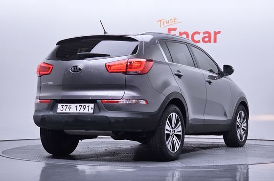 Kia Sportage Diesel 2WD Trendy — пробег 188 247 км — фото 2 из 5