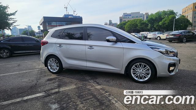 Kia Carens 1.7 VGT Prestige — пробег 54 023 км — фото 4 из 5