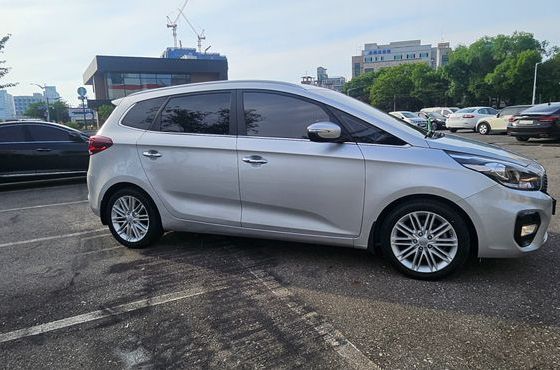 Kia Carens 1.7 VGT Prestige — пробег 54 023 км — фото 4 из 5