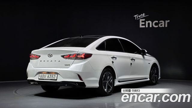 Hyundai Sonata Premium — пробег 163 966 км — фото 2 из 5