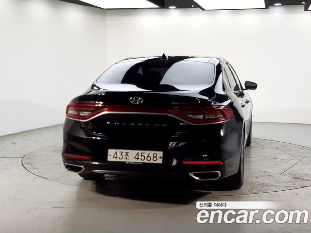 Hyundai Grandeur из Кореи Encar