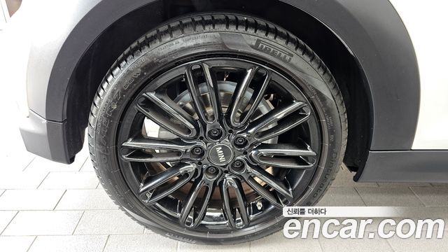 Mini Cooper Convertible из Кореи Encar