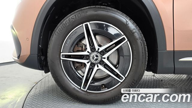 Mercedes-Benz EQA EQA250 AMG Package Plus — пробег 115 875 км — фото 5 из 5