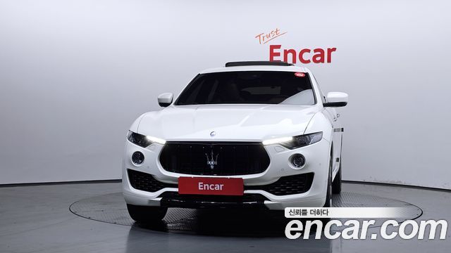 Maserati Levante 3.0 AWD Sport — пробег 44 369 км — фото 3 из 5