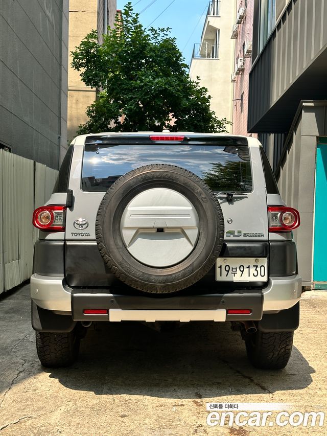 Toyota FJ Cruiser из Кореи Encar