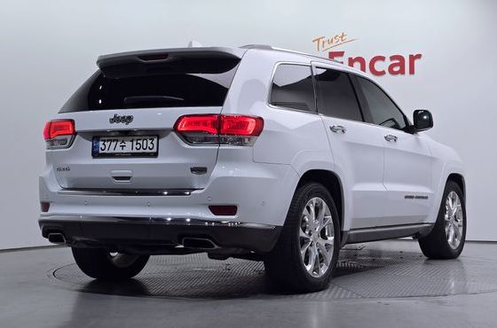 Jeep Cherokee 3.6 Summit WK2 — пробег 61 949 км — фото 2 из 5