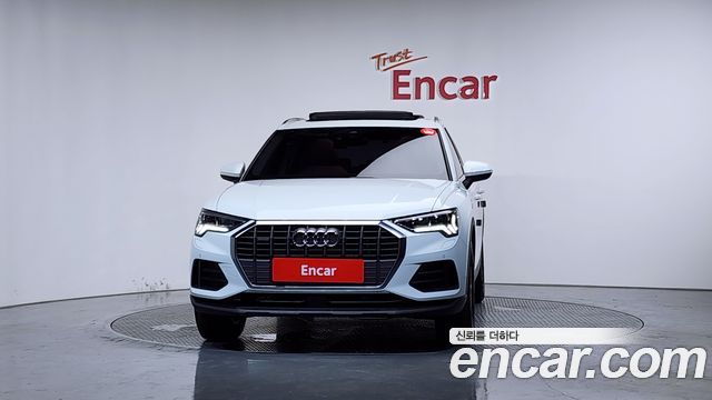 Audi Q3 40 TFSI Quattro — пробег 15 615 км — фото 3 из 5