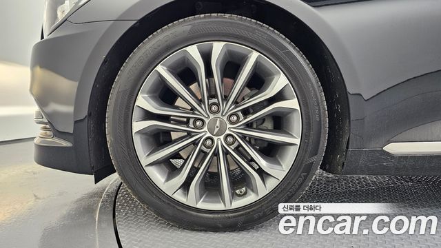 Hyundai Genesis из Кореи Encar