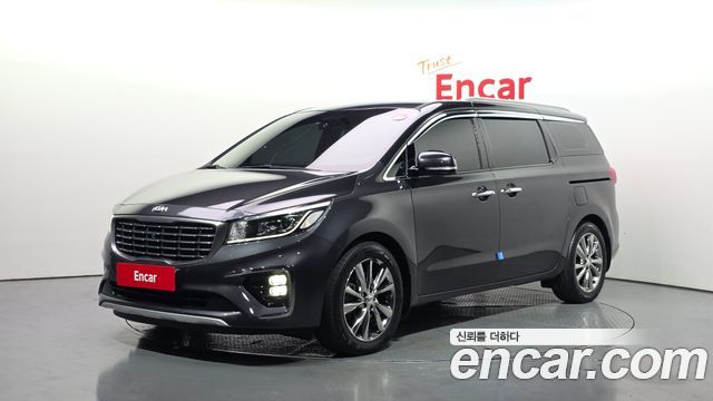 Kia Carnival 7-Seater Limousine VIP — пробег 169 920 км — фото 1 из 5