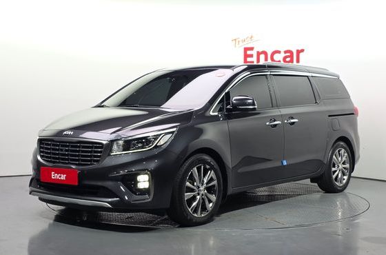 Kia Carnival 7-Seater Limousine VIP — пробег 169 920 км — фото 1 из 5