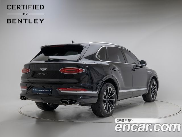 Bentley Bentayga 4.0 V8 Base — пробег 7 212 км — фото 3 из 5
