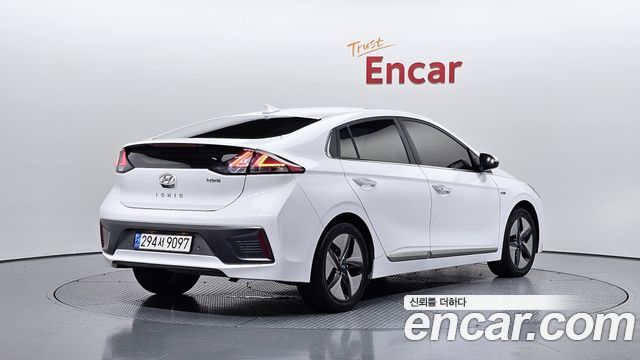 Hyundai Ioniq из Кореи Encar