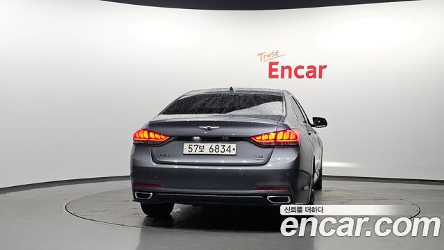 Hyundai Genesis из Кореи Encar
