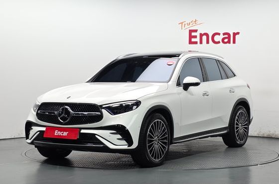 Mercedes-Benz GLC-Class GLC300 4MATIC AMG Line — пробег 6 607 км — фото 1 из 5