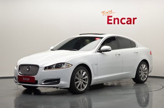 Jaguar XF 3.0D Premium X250 — пробег 112 134 км — фото 1 из 5