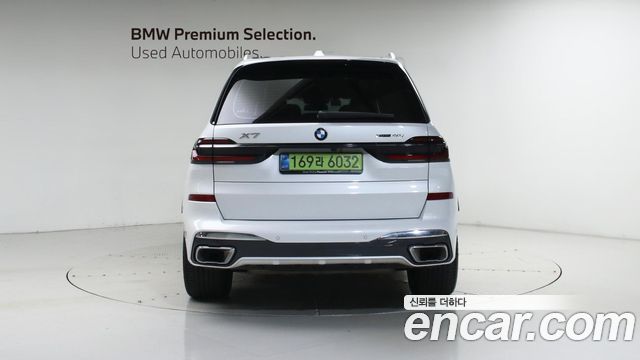 BMW X7 xDrive 40i M Sport 6STR — пробег 11 046 км — фото 3 из 5