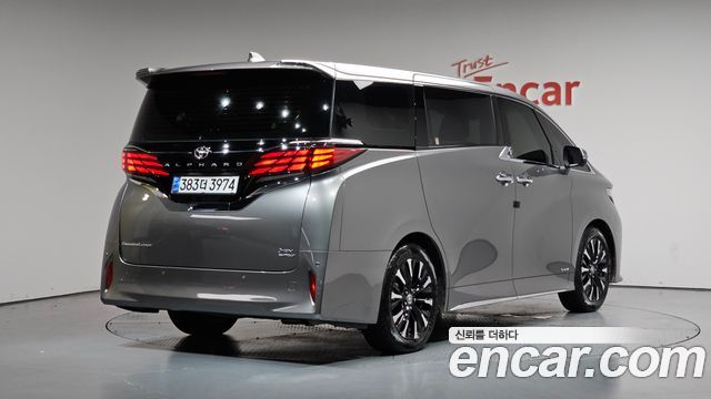 Toyota Alphard 2.5 HEV Executive AWD — пробег 16 973 км — фото 2 из 5