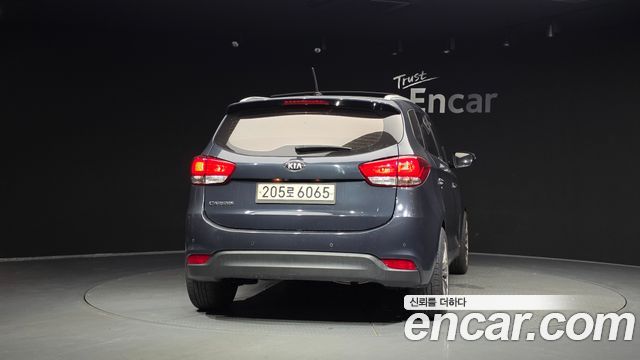 Kia Carens 1.7 VGT Prestige — пробег 133 803 км — фото 4 из 5