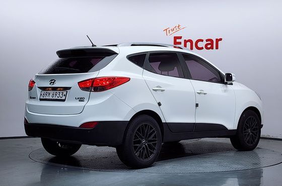 Hyundai Tucson Diesel 2WD LX20 Luxury — пробег 196 779 км — фото 2 из 5