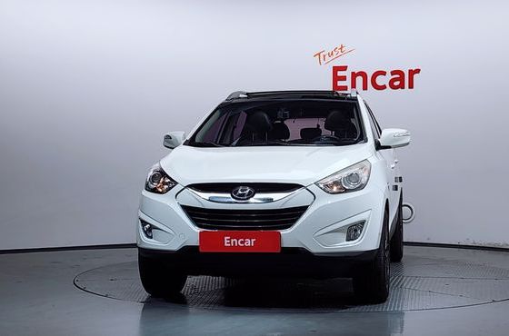 Hyundai Tucson Diesel 2WD LX20 Luxury — пробег 196 779 км — фото 3 из 5