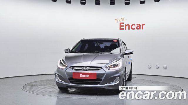 Hyundai Accent 1.6 GDI Premium — пробег 60 028 км — фото 3 из 5
