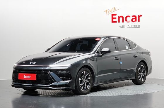 Hyundai Sonata 2.0 Exclusive — пробег 16 225 км — фото 1 из 5