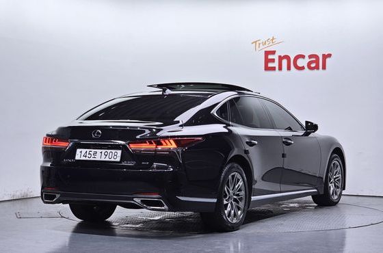 Lexus LS 3.5 Luxury AWD — пробег 152 745 км — фото 2 из 5