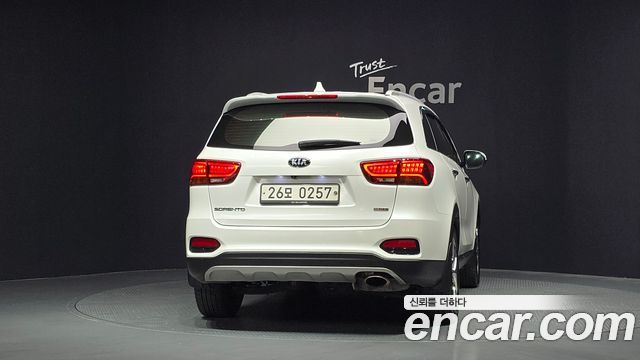 Kia Sorento Gasoline 2.0 Turbo 2WD Master Special — пробег 170 937 км — фото 4 из 5