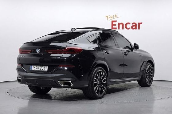 BMW X6 xDrive40i M Sport — пробег 17 902 км — фото 2 из 5