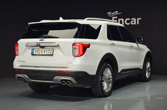 Ford Explorer 3.0 PHEV — пробег 128 699 км — фото 2 из 5
