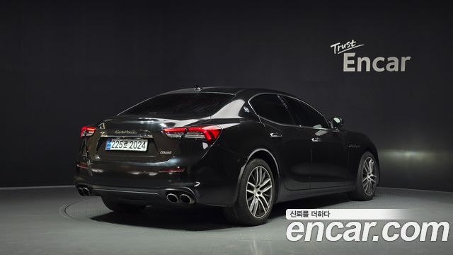 Maserati Ghibli 3.0 Diesel 3rd — пробег 129 958 км — фото 2 из 5