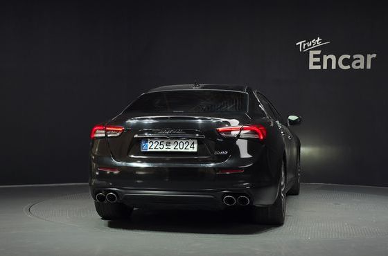 Maserati Ghibli 3.0 Diesel 3rd — пробег 129 958 км — фото 4 из 5