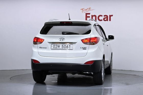 Hyundai Tucson Diesel 2WD LX20 Luxury — пробег 202 229 км — фото 4 из 5
