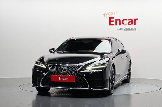 Lexus LS 3.5 Platinum AWD — пробег 70 380 км — фото 3 из 5