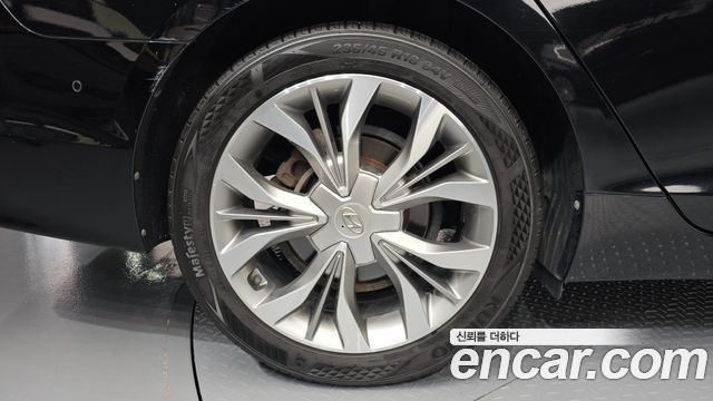 Hyundai Sonata 2.0 Premium Special — пробег 82 565 км — фото 5 из 5
