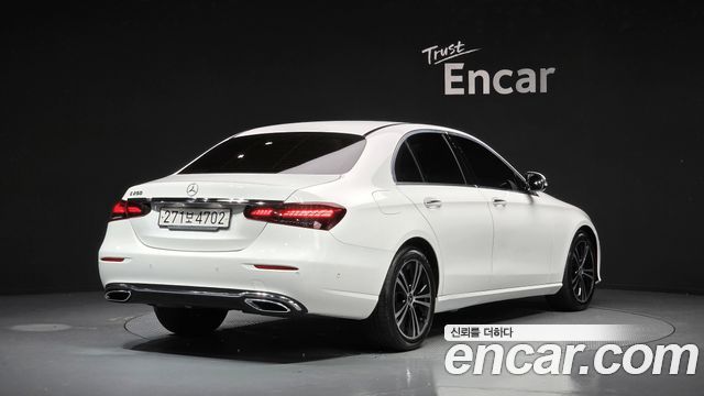 Mercedes-Benz E-Class из Кореи Encar