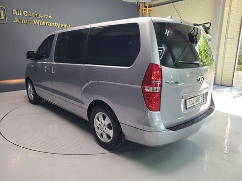 Hyundai Starex Wagon 11-Seater Smart — пробег 116 200 км — фото 4 из 5